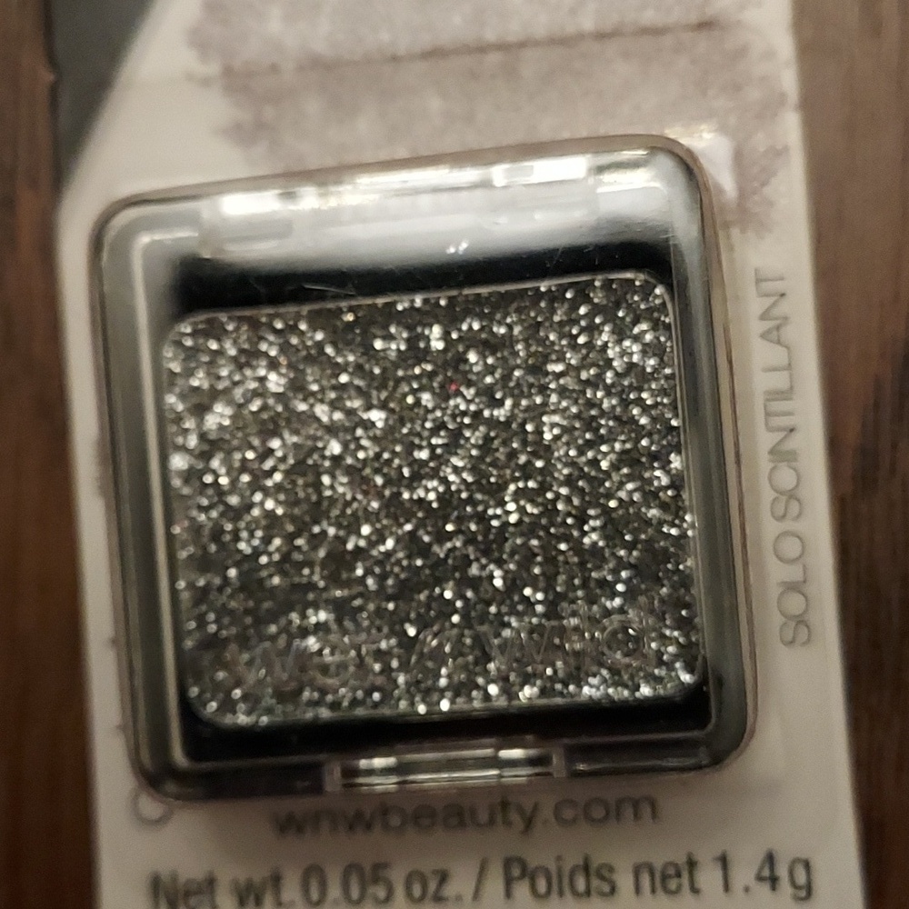 Lot of make up - Picture 2 of 8